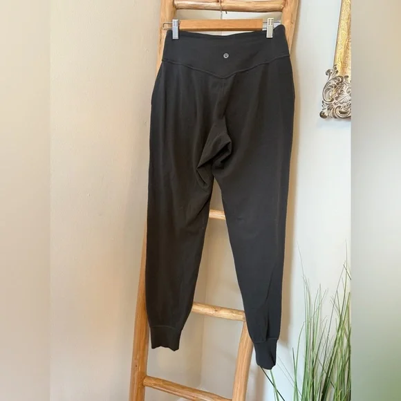 Lululemon High Rise Jogger Graphite Grey Size 6 - Picture 5 of 6